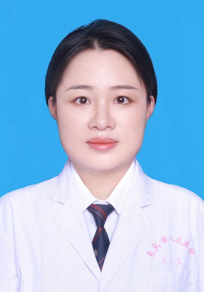 張 妮