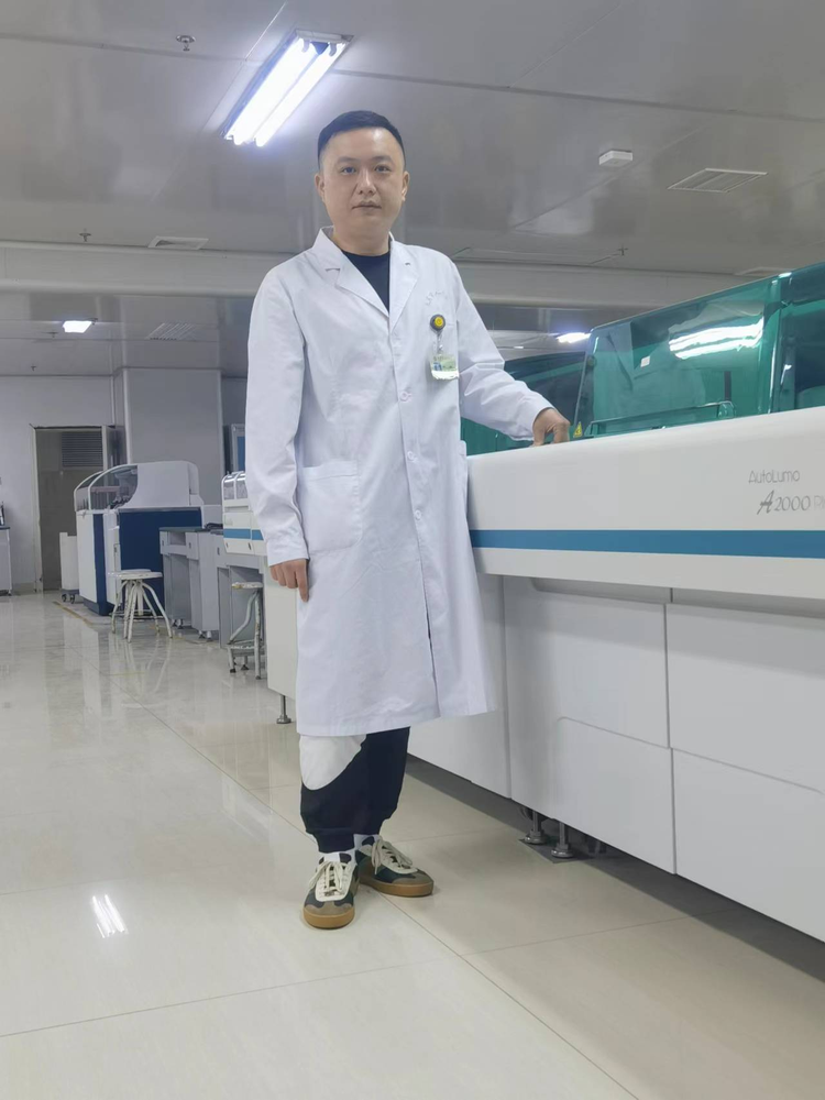 李庭